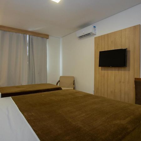 Tri Hotel Chapecó Zewnętrze zdjęcie